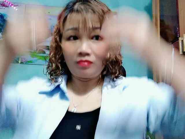 Linhanhsex2k Live Webcam on BongaCams