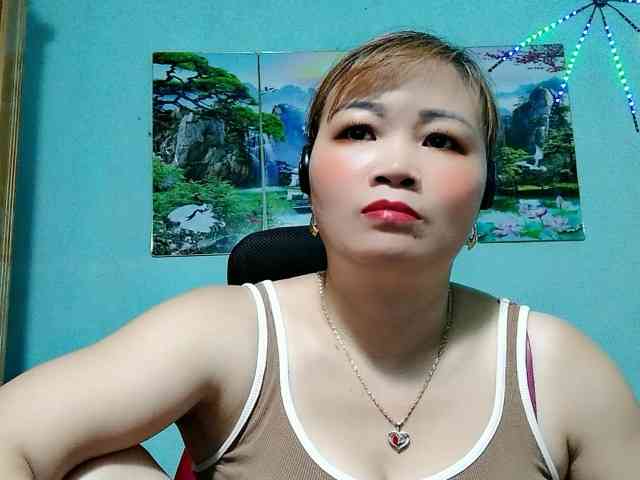 Linhanhsex2k webcam