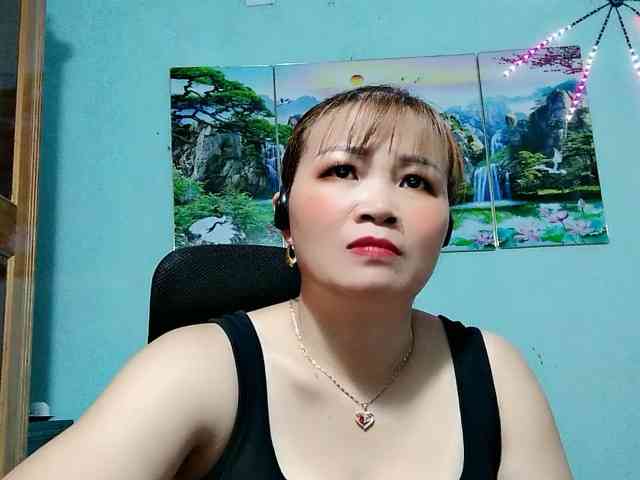 Linhanhsex2k webcam