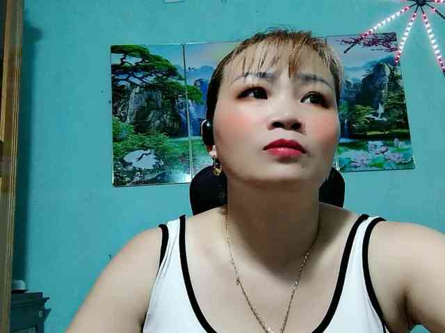 Linhanhsex2k webcam