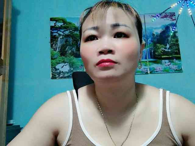Linhanhsex2k webcam