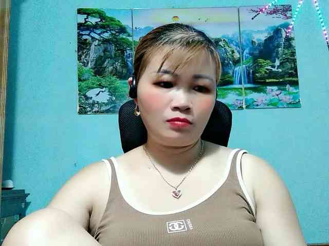 Linhanhsex2k Live Webcam on BongaCams