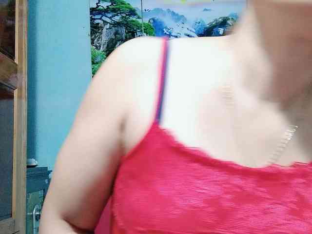 Linhanhsex2k webcam