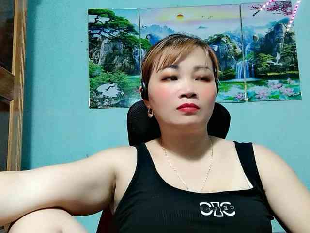 Linhanhsex2k webcam