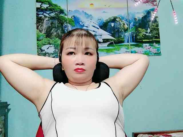 Linhanhsex2k webcam