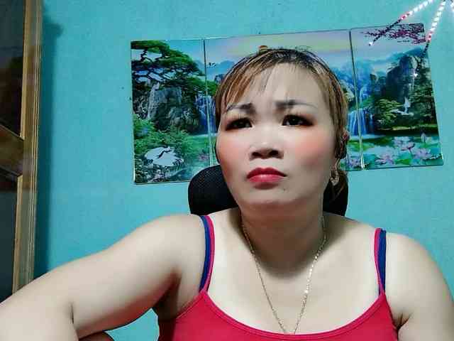 Linhanhsex2k webcam