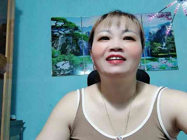 Linhanhsex2k webcam