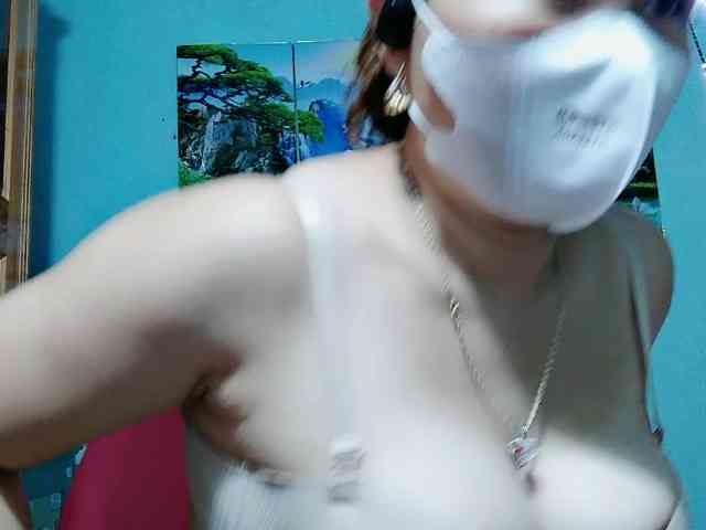 Linhanhsex2k webcam