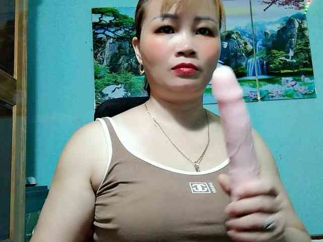 Linhanhsex2k webcam
