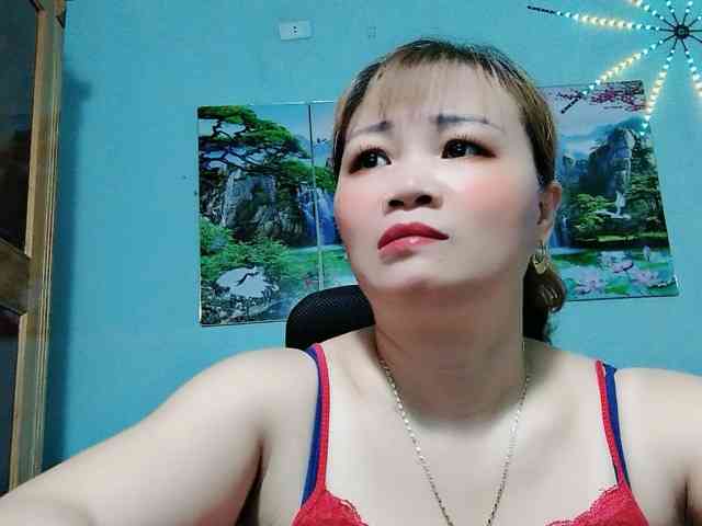 Linhanhsex2k webcam