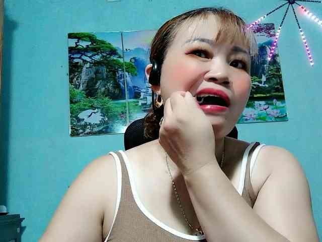 Linhanhsex2k webcam