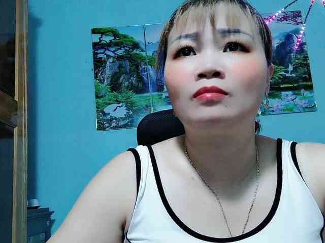 Linhanhsex2k webcam