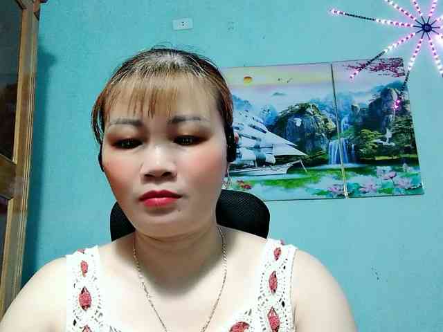 Linhanhsex2k webcam
