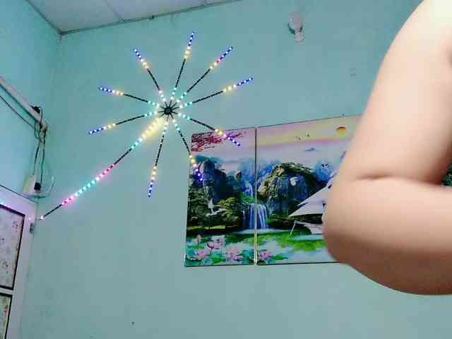 Linhanhsex2k webcam