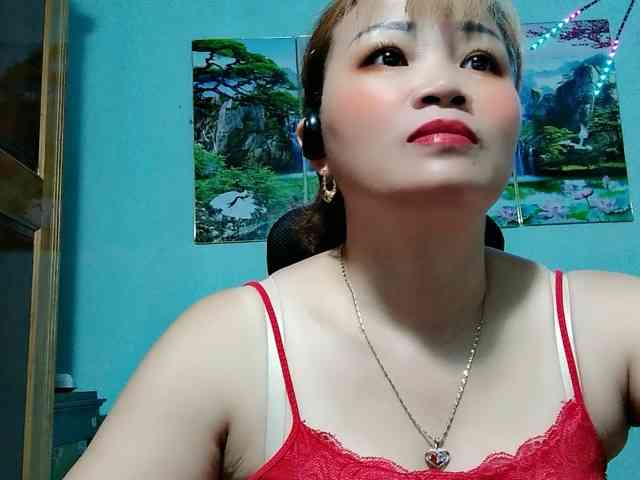 Linhanhsex2k webcam