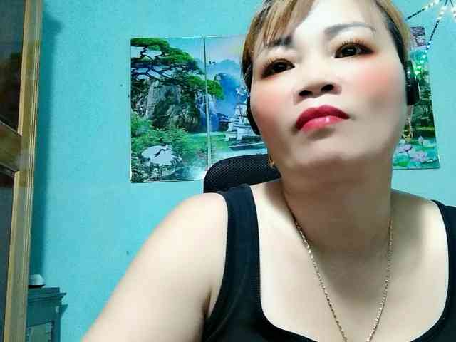 Linhanhsex2k webcam