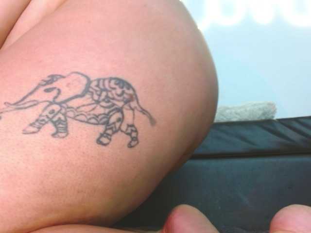 saramorales1's BongaCams show and profile