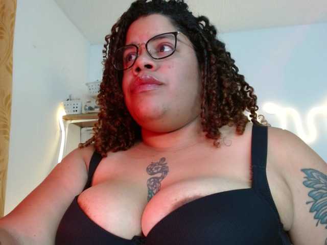 saramorales1's BongaCams show and profile