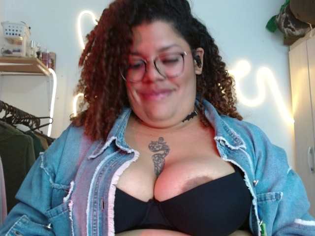 saramorales1's BongaCams show and profile
