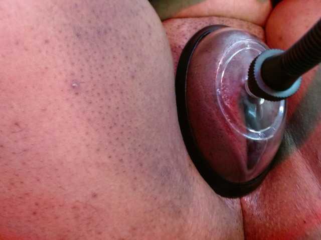 saramorales1's BongaCams show and profile