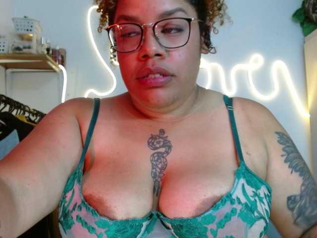 saramorales1's BongaCams show and profile