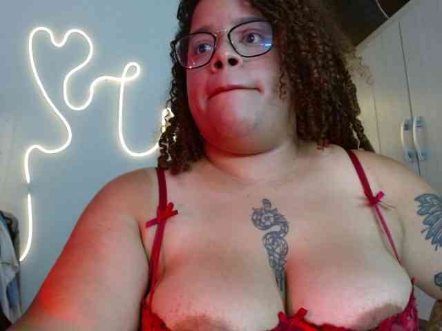 saramorales1 webcam