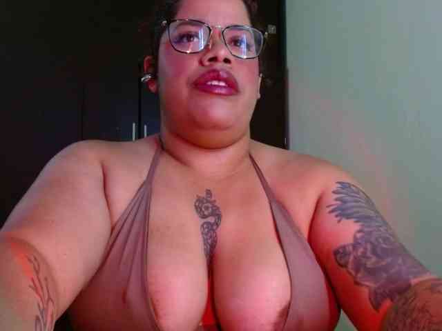 saramorales1 webcam