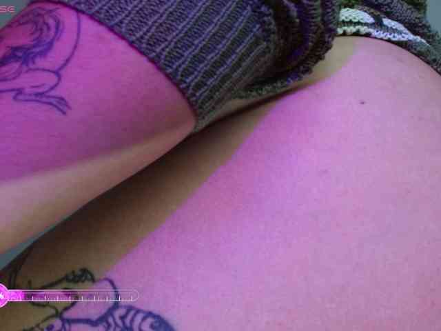 saramorales1 webcam