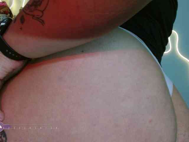 saramorales1 webcam