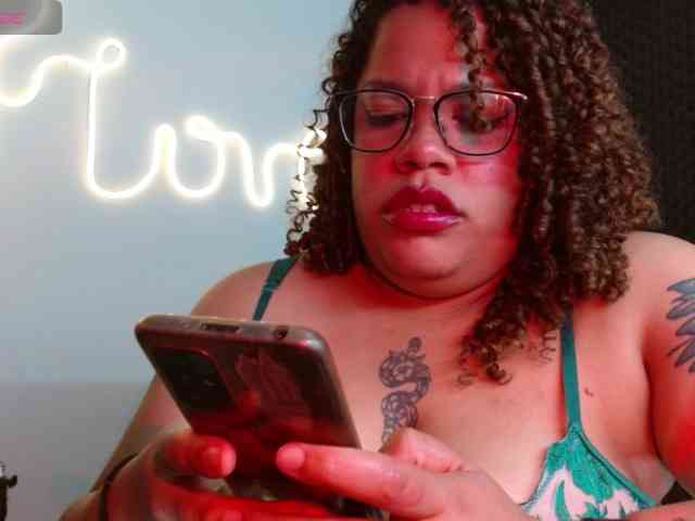 saramorales1 webcam