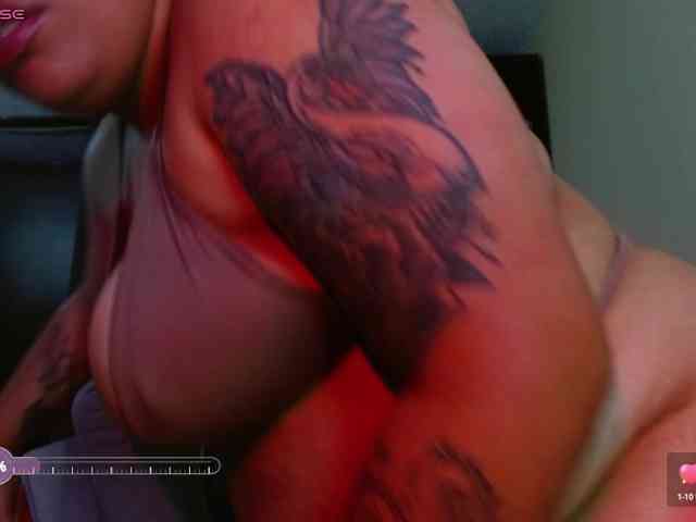 saramorales1 webcam