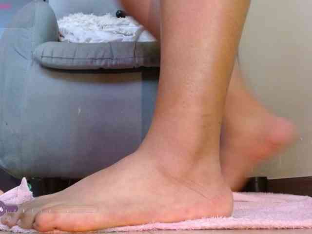 saramorales1 webcam