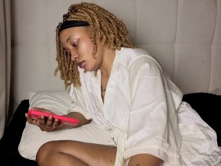 Ebonycutelyn Porn Show