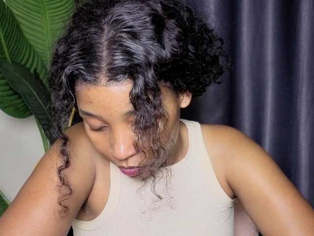 Ebonycutelyn's BongaCams show and profile