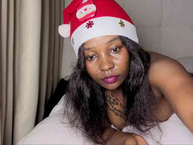 Ebonycutelyn Ebonycutelyn