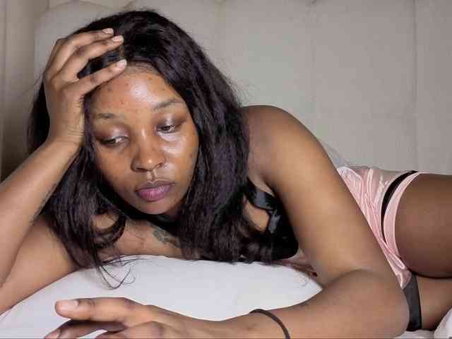 Ebonycutelyn Ebonycutelyn