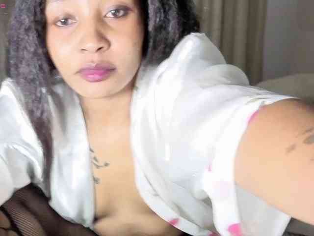 Ebonycutelyn