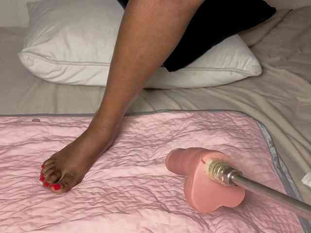 Ebonycutelyn Ebonycutelyn