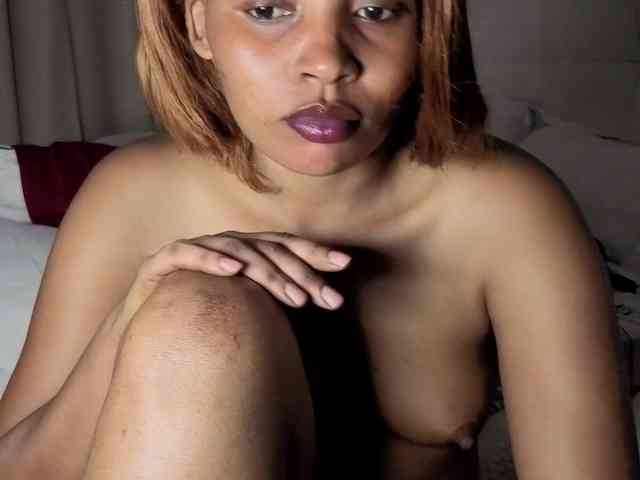 Ebonycutelyn webcam