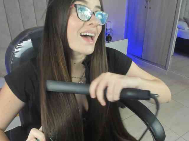 Wanda-Olsenn Live Webcam on BongaCams