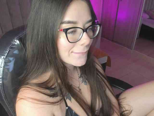 Wanda-Olsenn Live Webcam on BongaCams