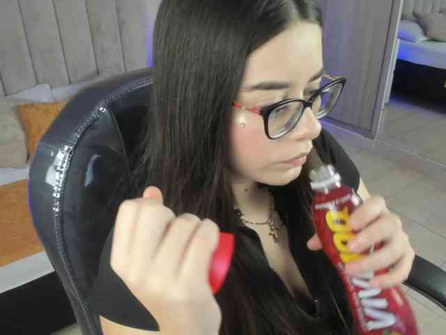 Wanda-Olsenn Live Webcam on BongaCams