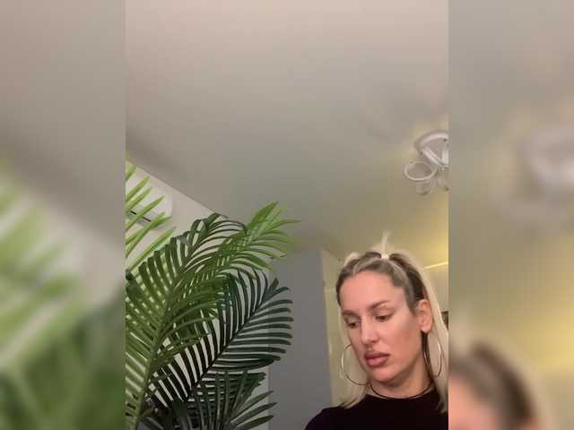 Stasya-moor's BongaCams show and profile