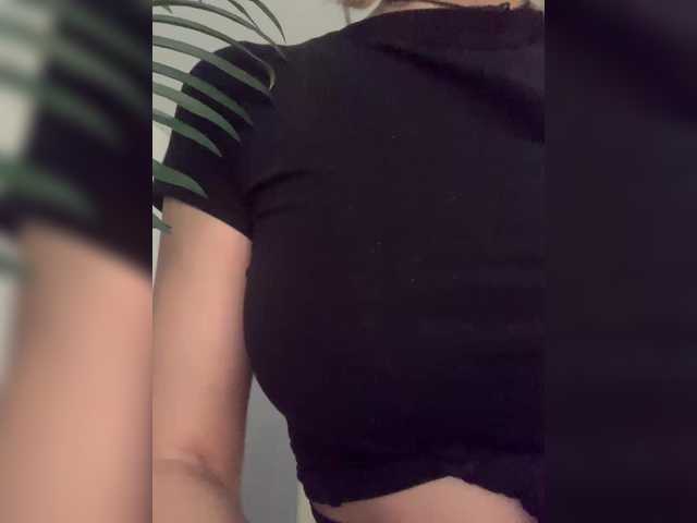 Stasya-moor's BongaCams show and profile