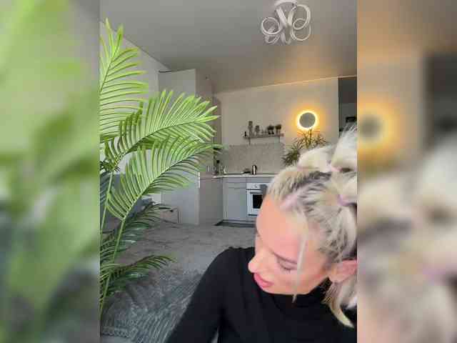 Stasya-moor's webcam live show
