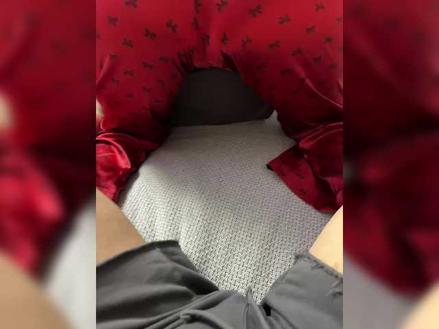 Johnbuddyhorny on cam