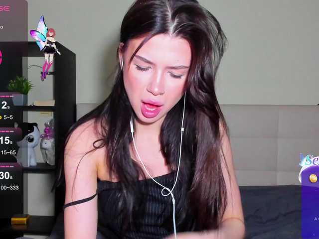 Tune-Godness's BongaCams show and profile