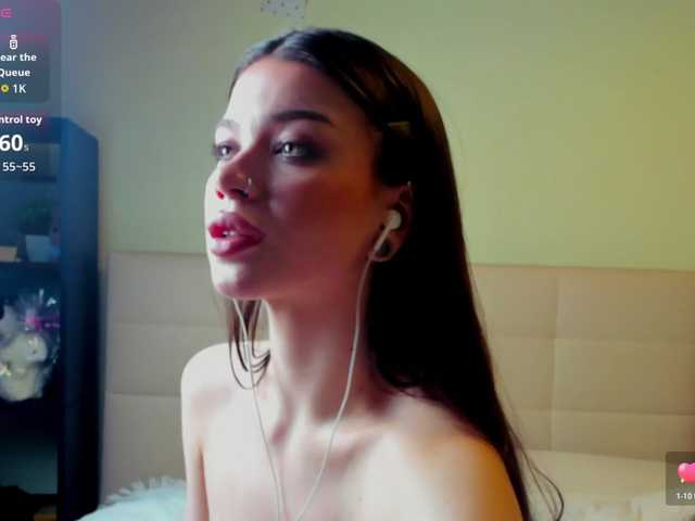 Tune-Godness's BongaCams show and profile