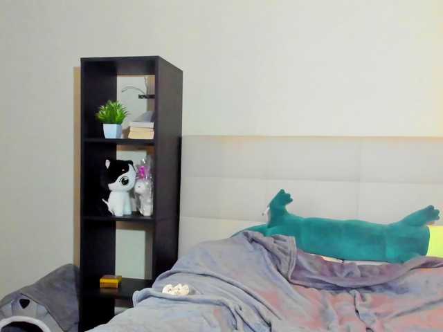 Tune-Godness's BongaCams show and profile