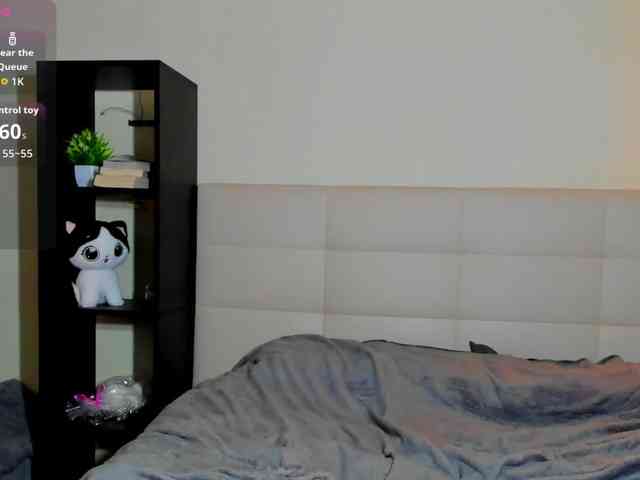 SilasCoraline webcam